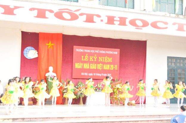 trường thpt dân lập Phương Nam ảnh lễ kỉ niệm 20/11/2011